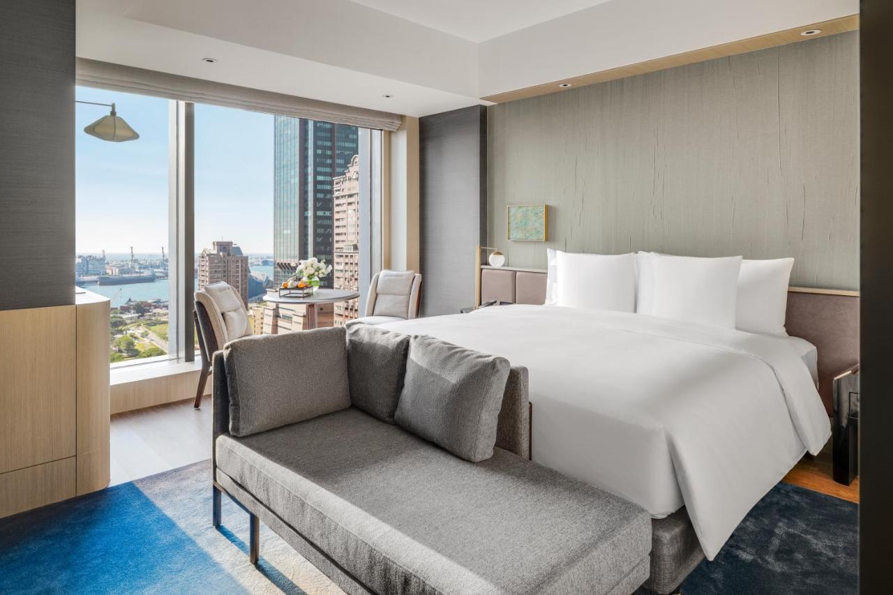 Intercontinental Kaohsiung By Ihg 호텔 외부 사진 Deluxe Suite