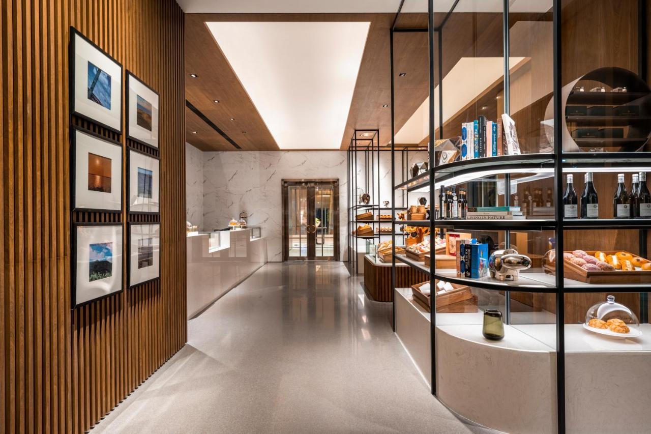 Intercontinental Kaohsiung By Ihg 호텔 외부 사진 The interior of the lounge
