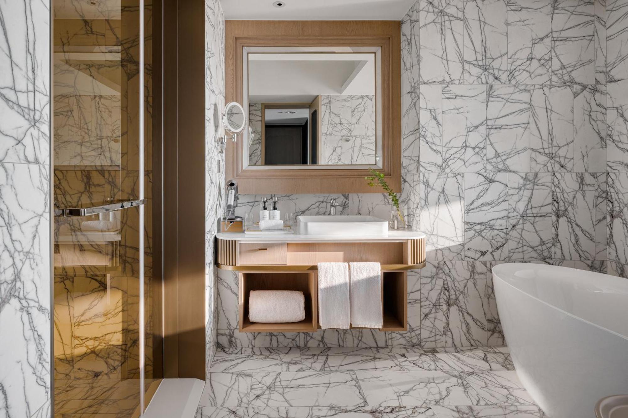 Intercontinental Kaohsiung By Ihg 호텔 외부 사진 Bathroom
