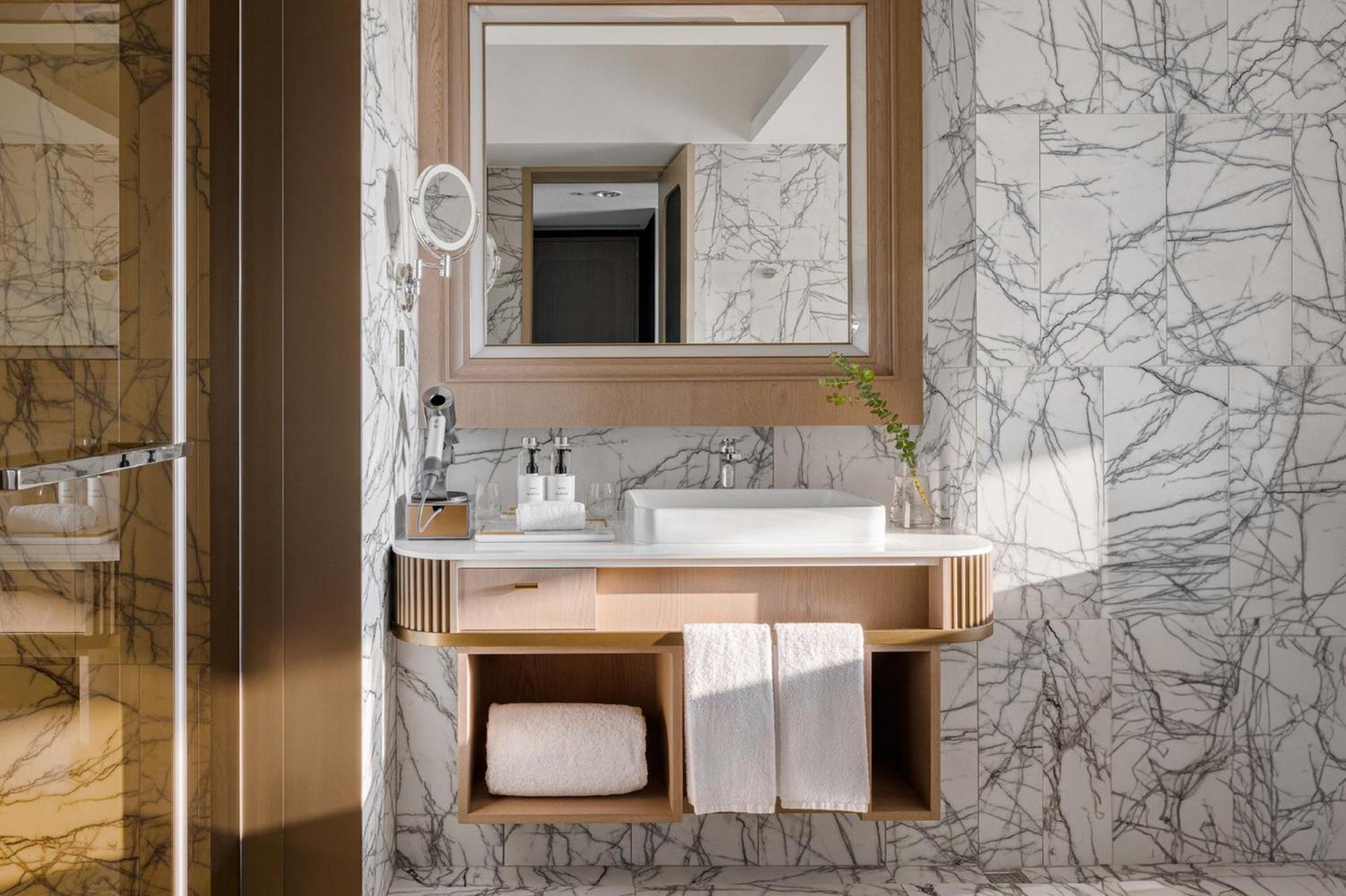 Intercontinental Kaohsiung By Ihg 호텔 외부 사진 Bathroom