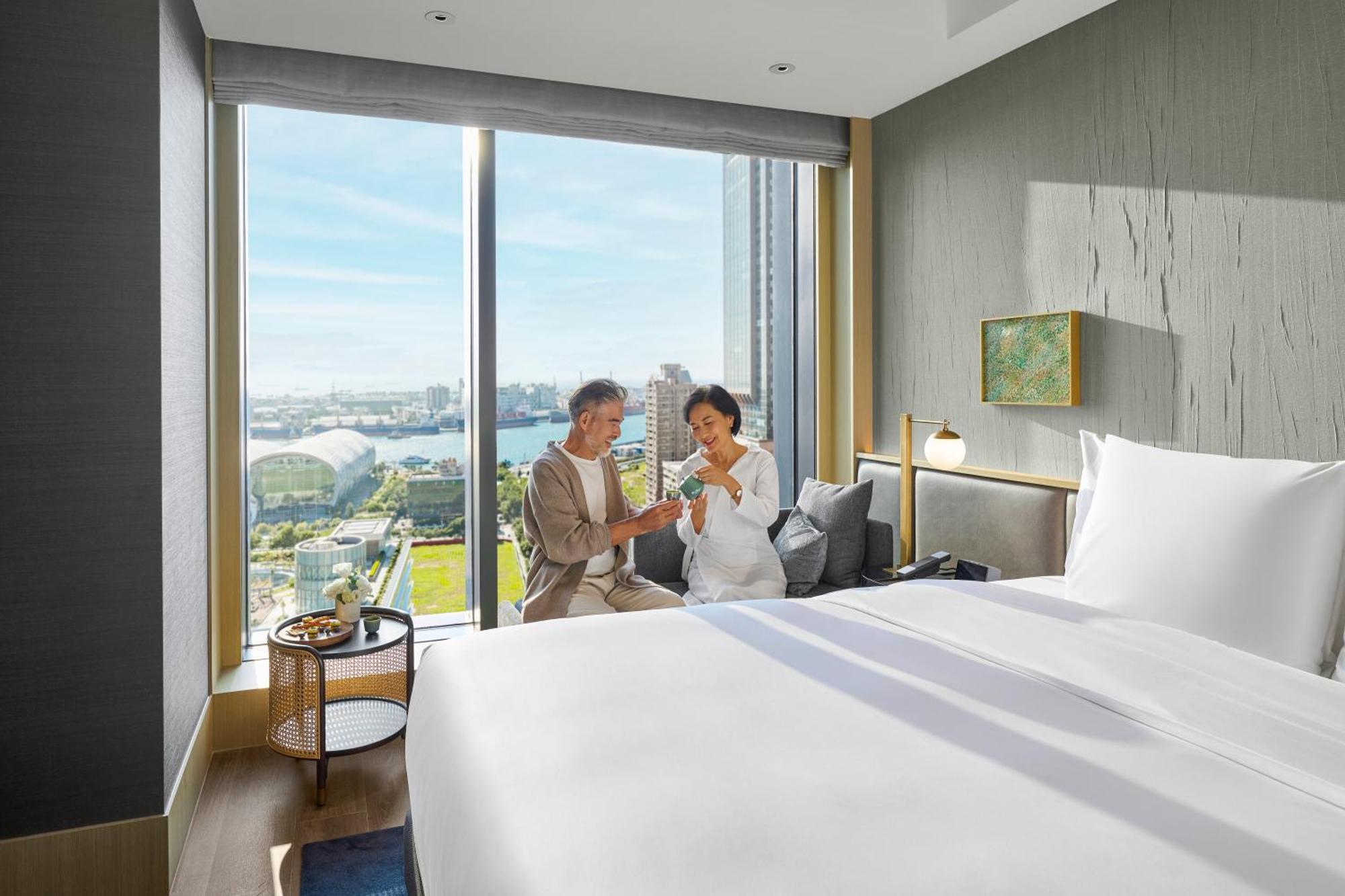 Intercontinental Kaohsiung By Ihg 호텔 객실 사진 A guest room at the hotel